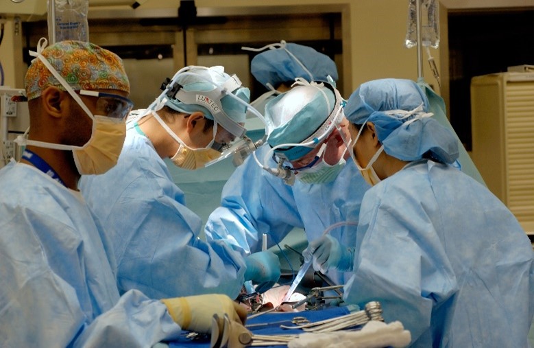 Dual mobility vs. large femoral heads in revision THA Dual mobility vs. large femoral heads in revision THA